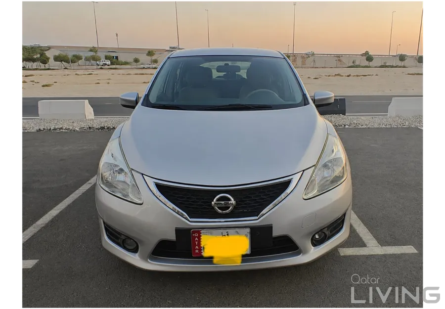 Nissan Tiida 2015